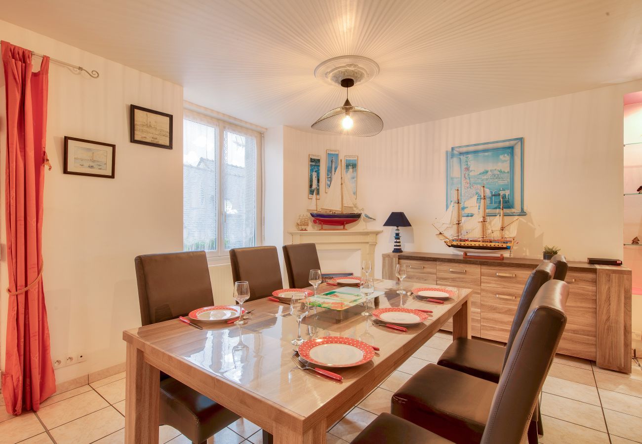 Casa en Plouguerneau - 800m  playa – Gran casa para 6 con mesa de billar