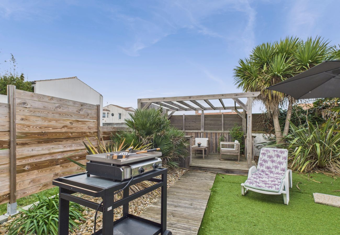 Casa en La Tranche-sur-Mer - A 400m del mar - casa grande 10 pax, jardín