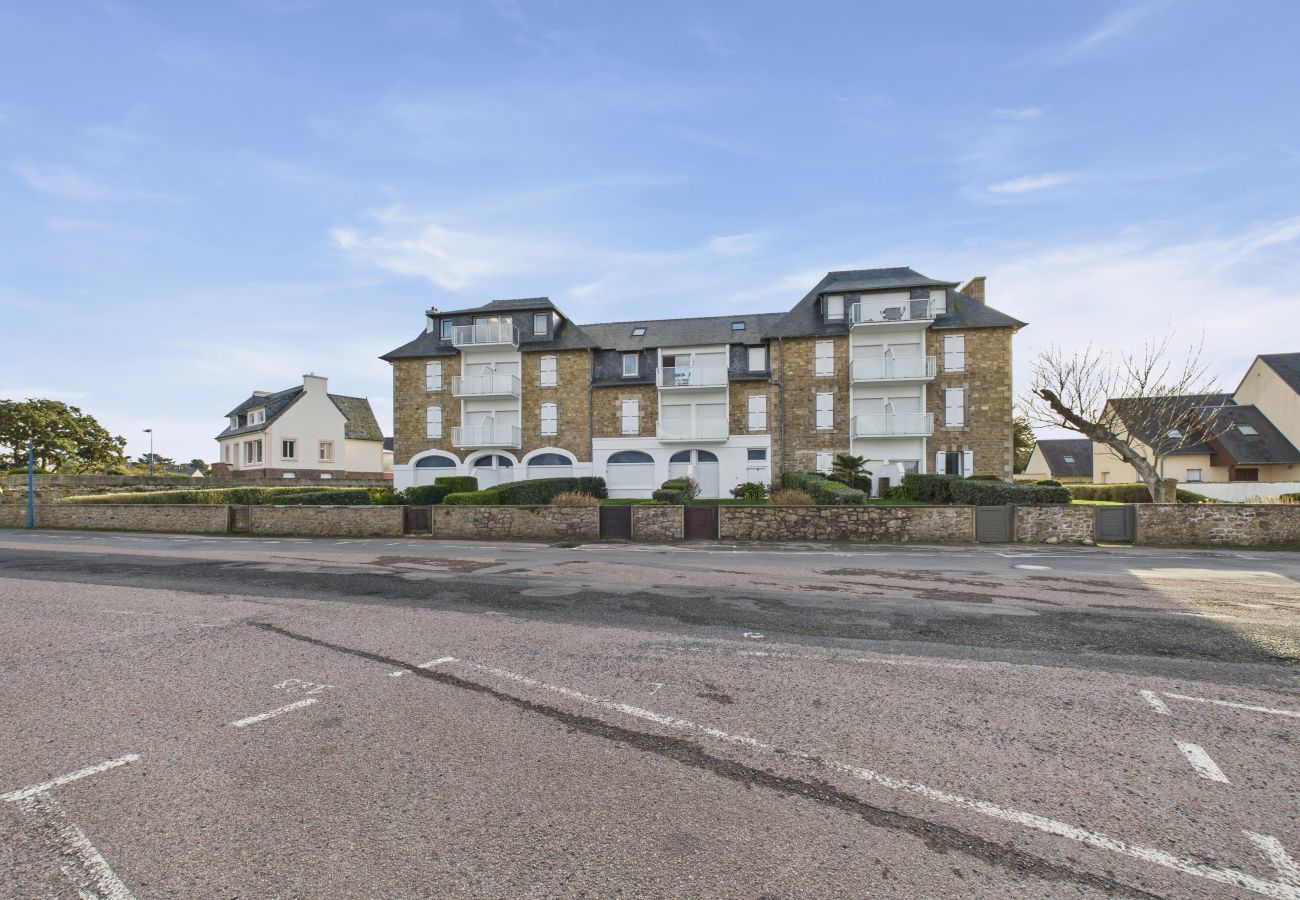 Apartamento en Penvénan - Frente al mar – Apartamento para 2 con balcón