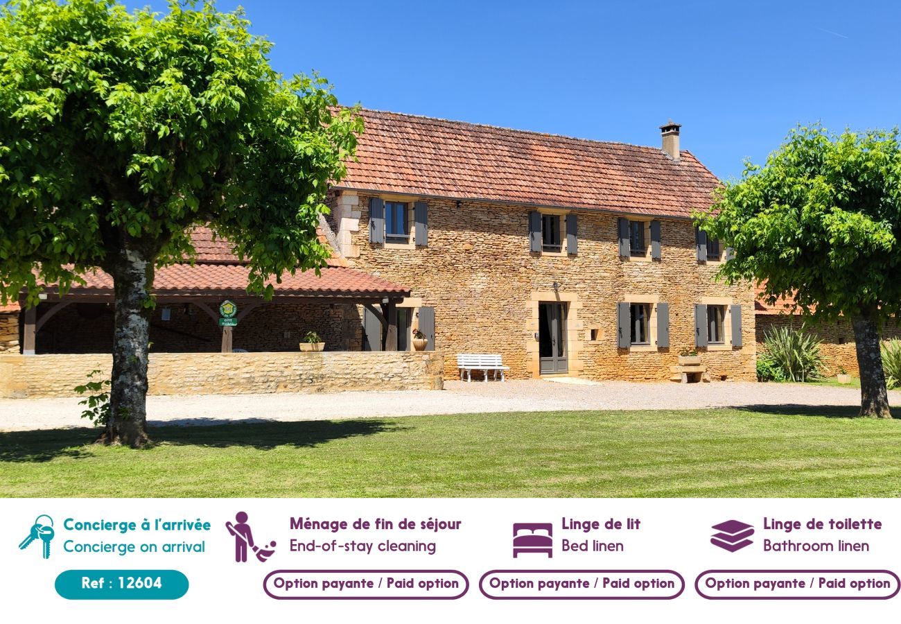 Casa en Saint-Crépin-et-Carlucet - Casa rural para 12 con terraza y piscina compartida