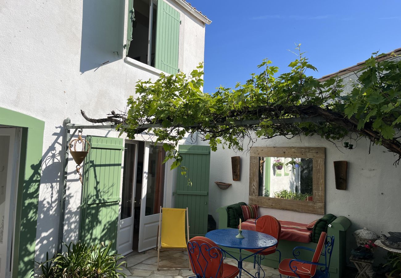 Casa en Les Portes-en-Ré - A 800m de la playa, casa para 7 con jardín