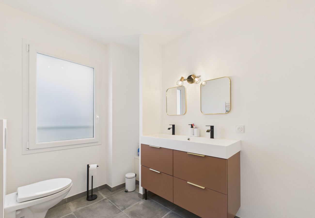 Casa en Saint-Vincent-sur-Jard - A 350 m del mar–Casa con jardín y jacuzzi, para 8