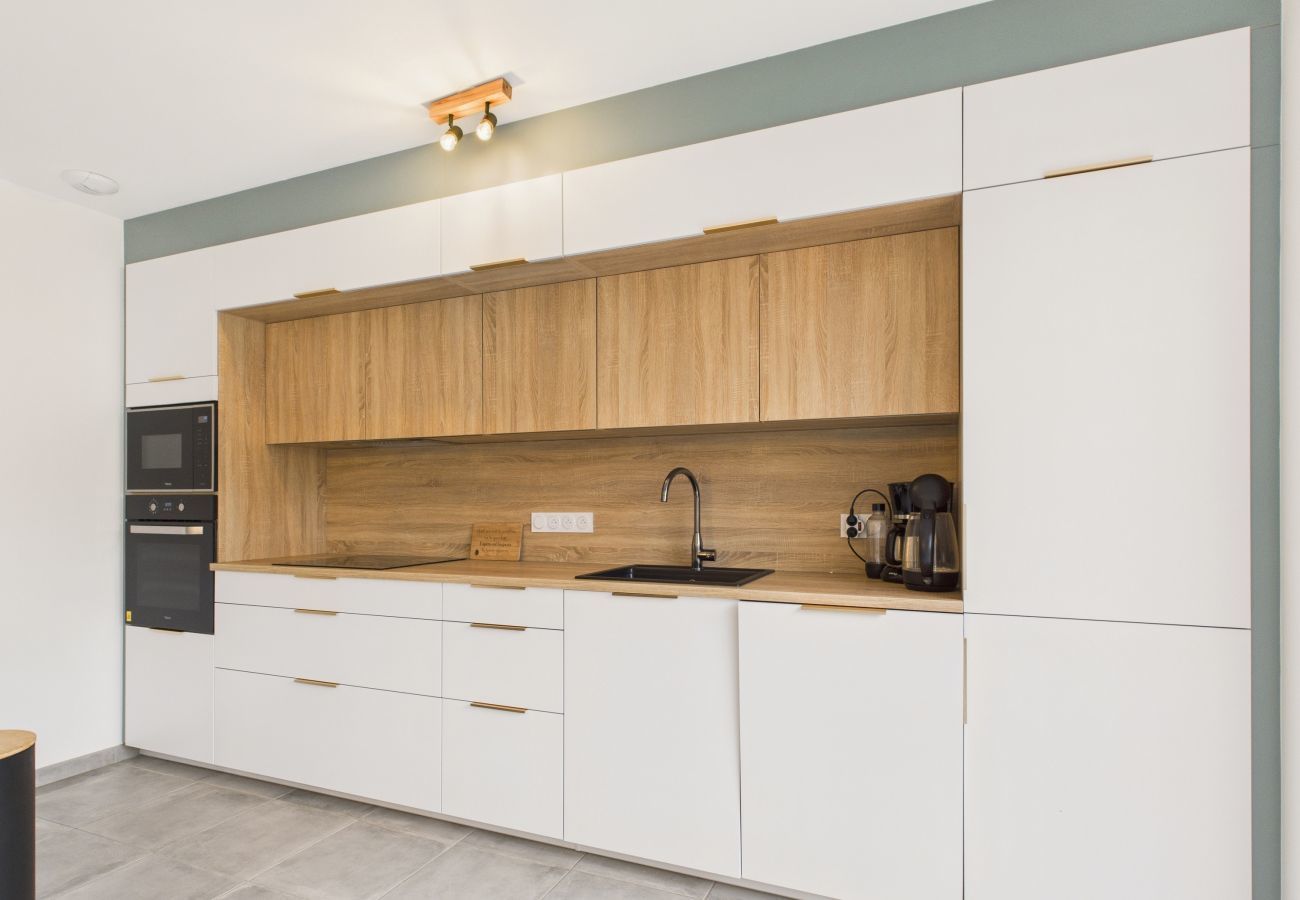 Casa en Saint-Vincent-sur-Jard - A 350 m del mar–Casa con jardín y jacuzzi, para 8