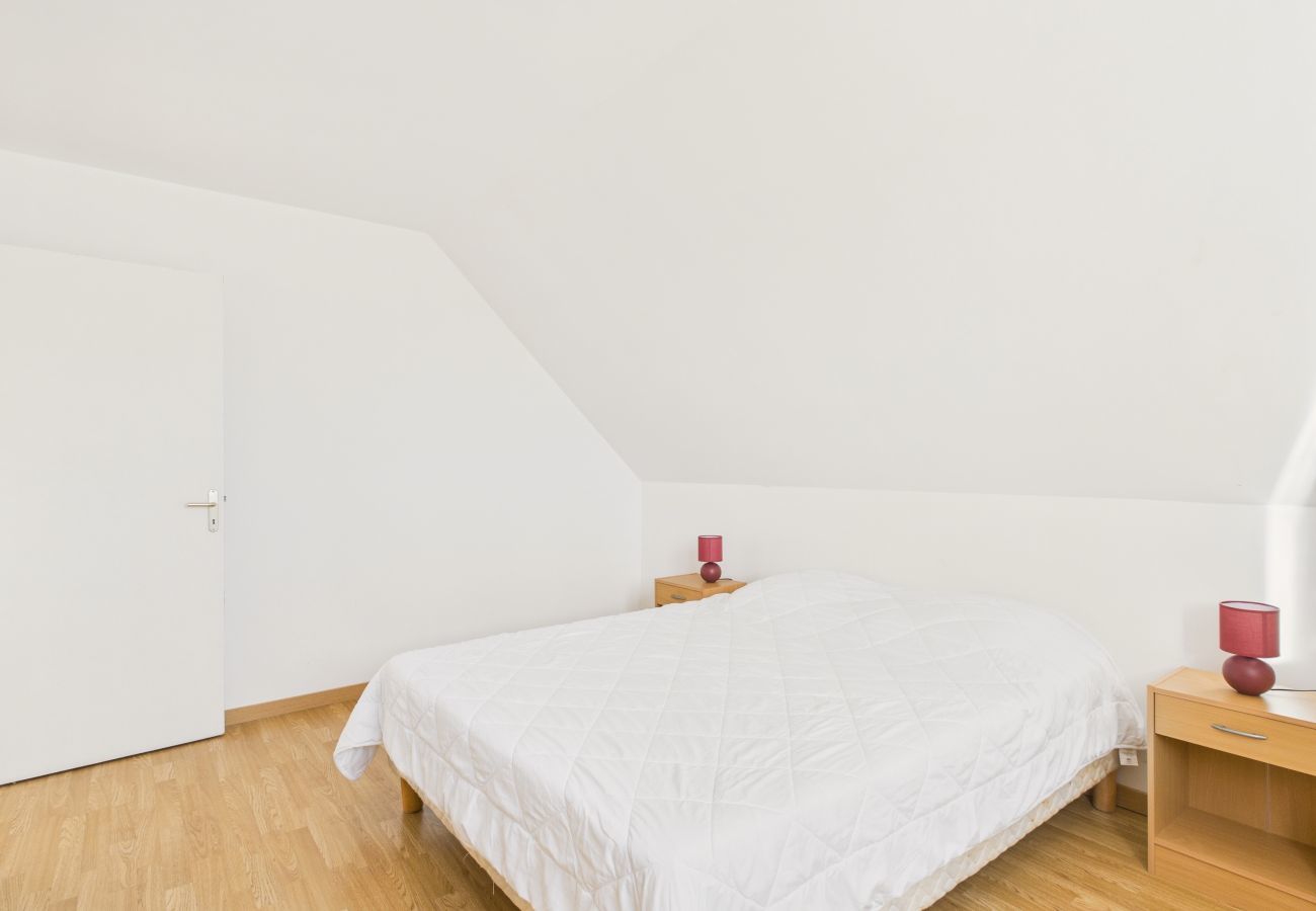 Casa en Clohars-Fouesnant - Casa familiar para 4 adultos y 4 niños – Jardín