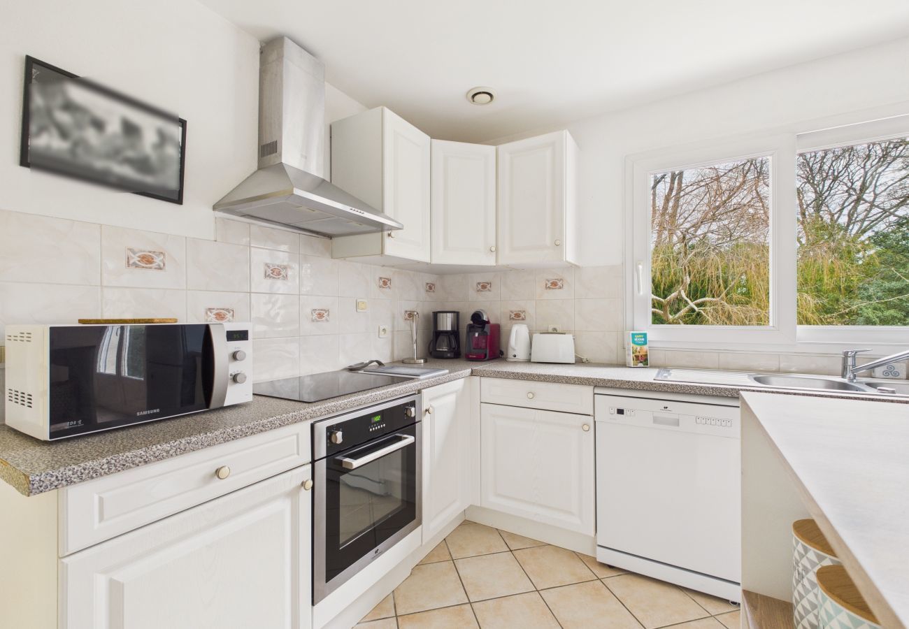 Casa en Clohars-Fouesnant - Casa familiar para 4 adultos y 4 niños – Jardín