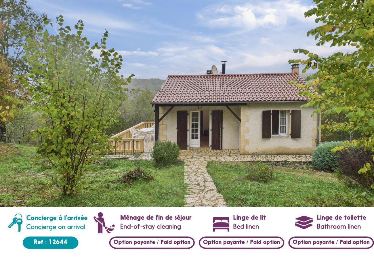 Casa en Les Eyzies-de-Tayac-Sireuil - Bonita vista al valle para 3 adultos / 2 niños