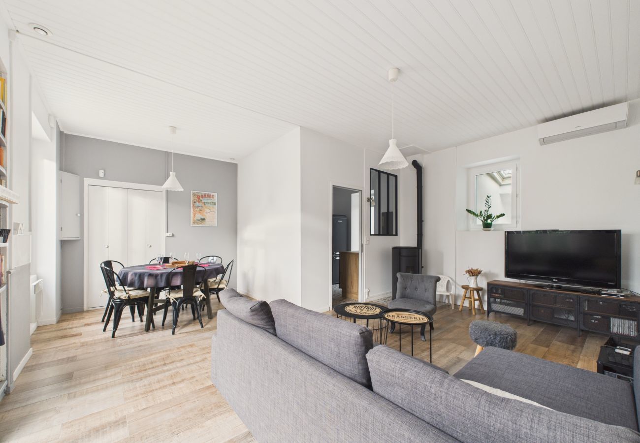 Casa en Saint-Michel-Chef-Chef - Casa a 50m del mar, para 8 adultos y 3 niños