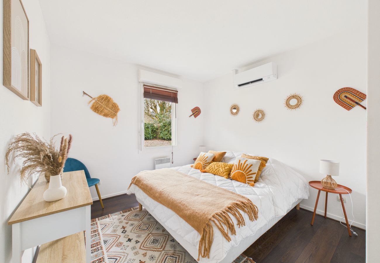 Casa en Terrasson-Lavilledieu - Bonita casa de vacaciones para 6 con jardín cerrado