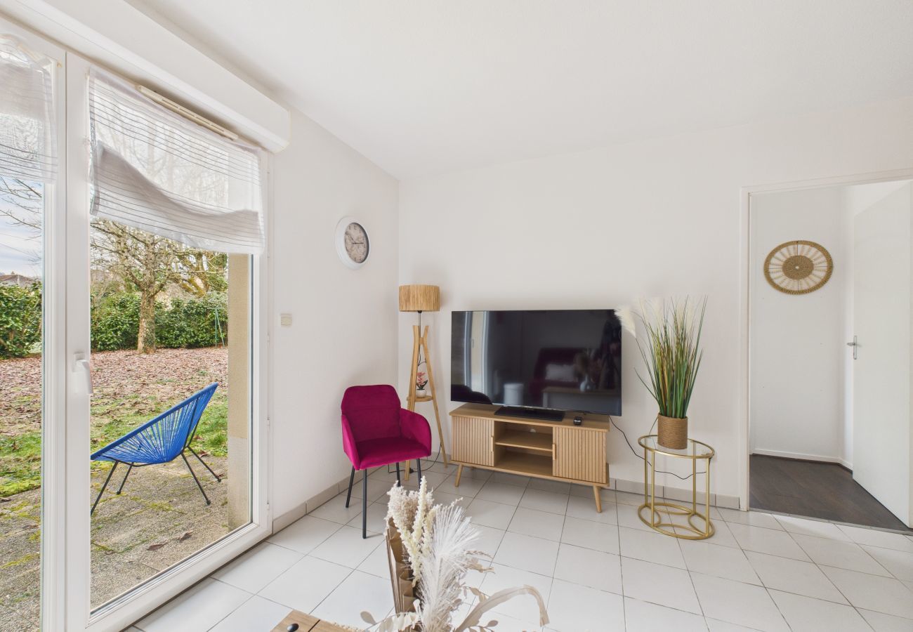 Casa en Terrasson-Lavilledieu - Bonita casa de vacaciones para 6 con jardín cerrado