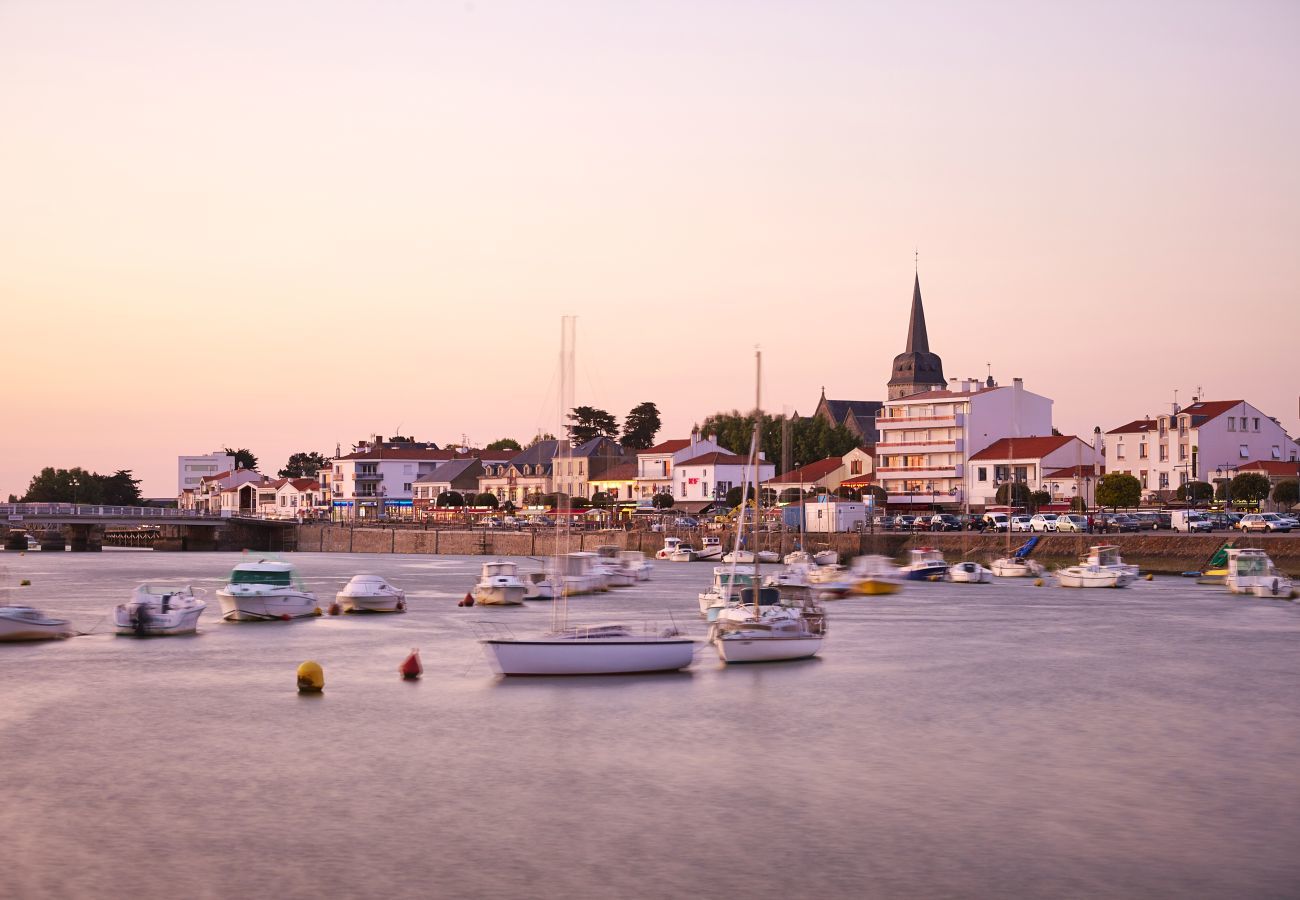 Apartamento en Saint-Gilles-Croix-de-Vie - Apartamento con vistas al mar, 2 adultos 2 niños