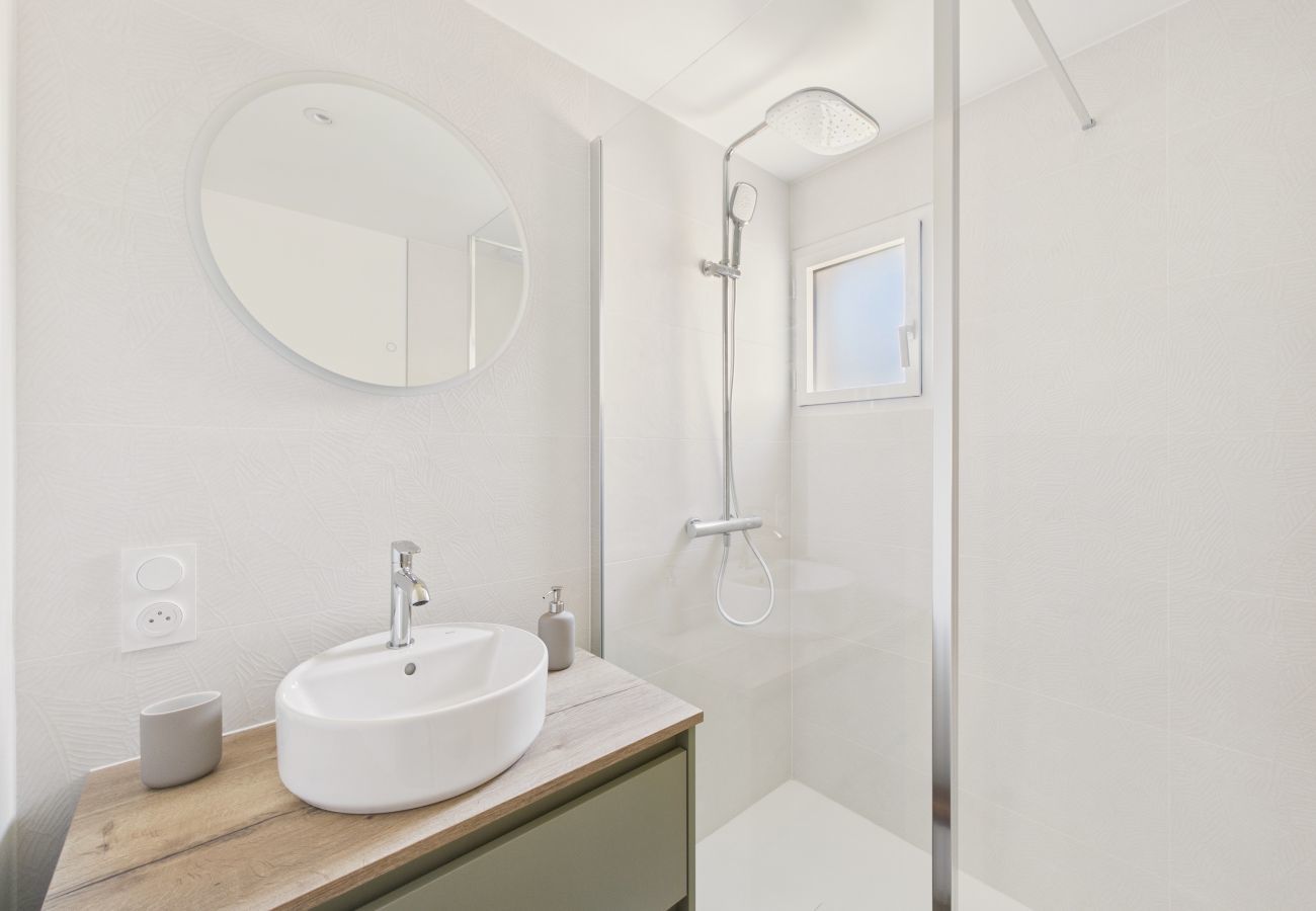 Casa en Fouesnant - A 100 m de la playa – Casa para 8 con jardín 