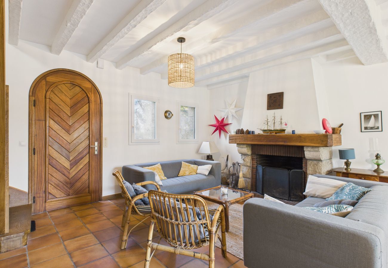 Casa en Arzon - Junto al Golfo, casa para 8 personas con jardín