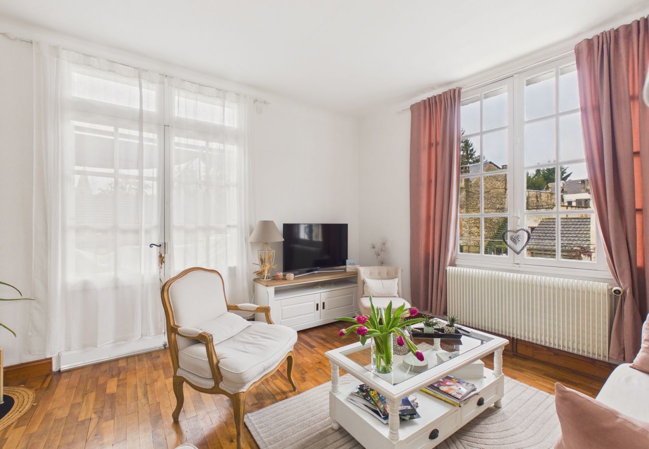 Casa en Montignac - Casa para 4 con terraza - Centro de Montignac