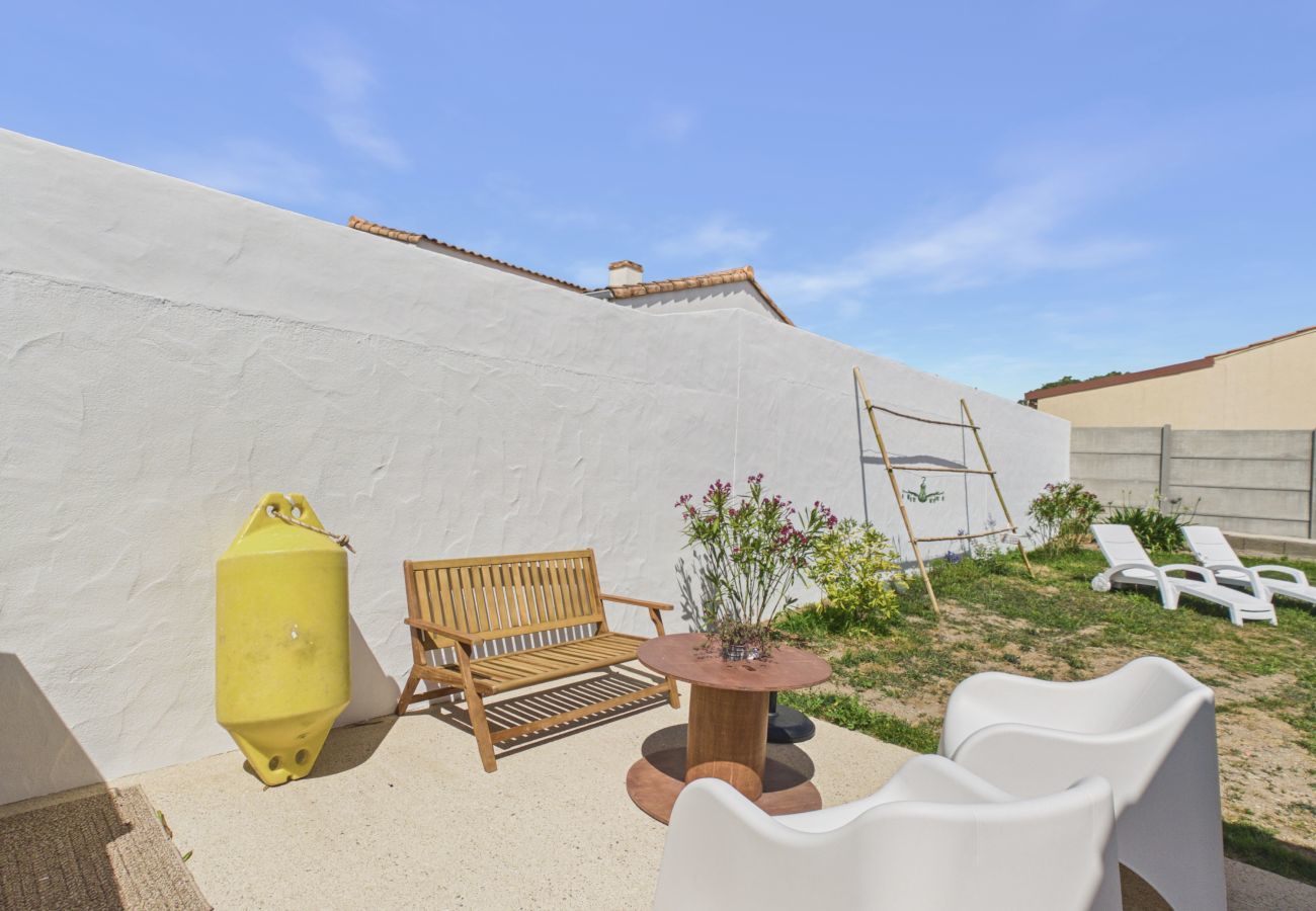 Casa en Brem-sur-Mer - Casa para 7 con jardín cerca del mar