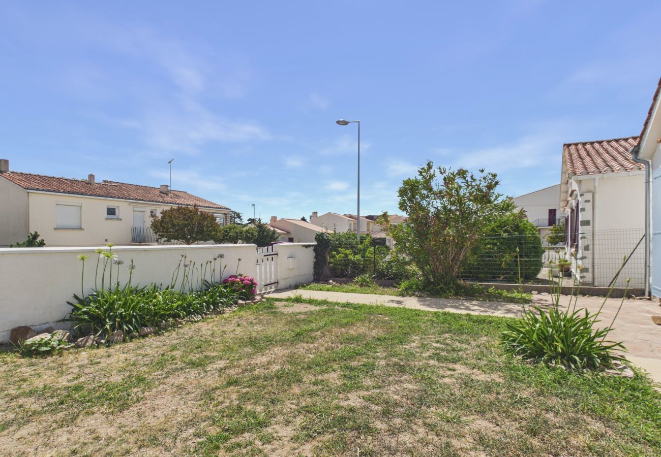 Casa en Brem-sur-Mer - Casa para 7 con jardín cerca del mar