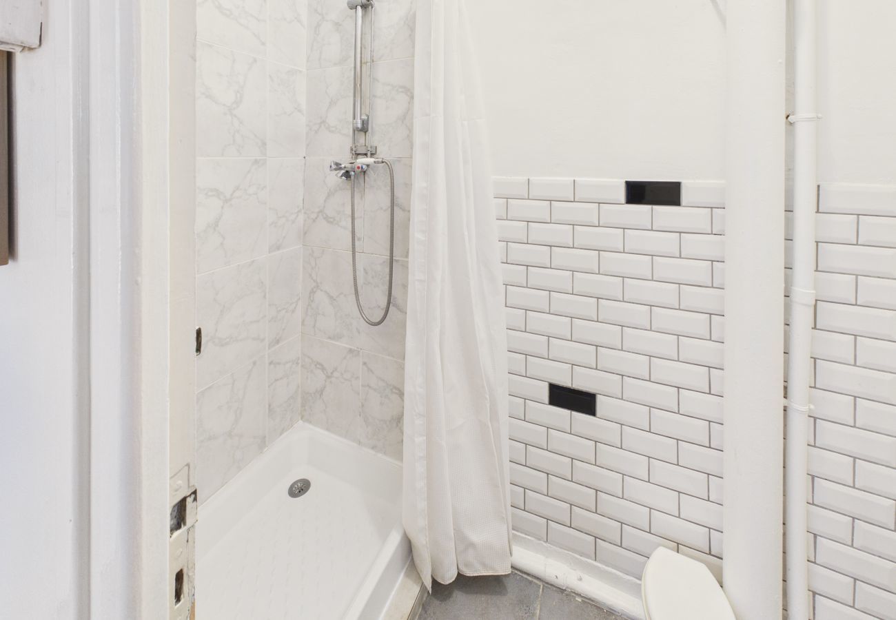 Casa rural en Fanlac - Casa típica para 11 con piscina y jardín