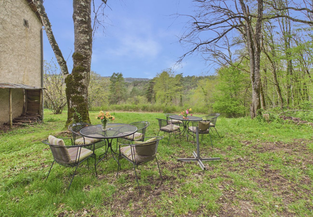 Casa rural en Fanlac - Casa típica para 11 con piscina y jardín