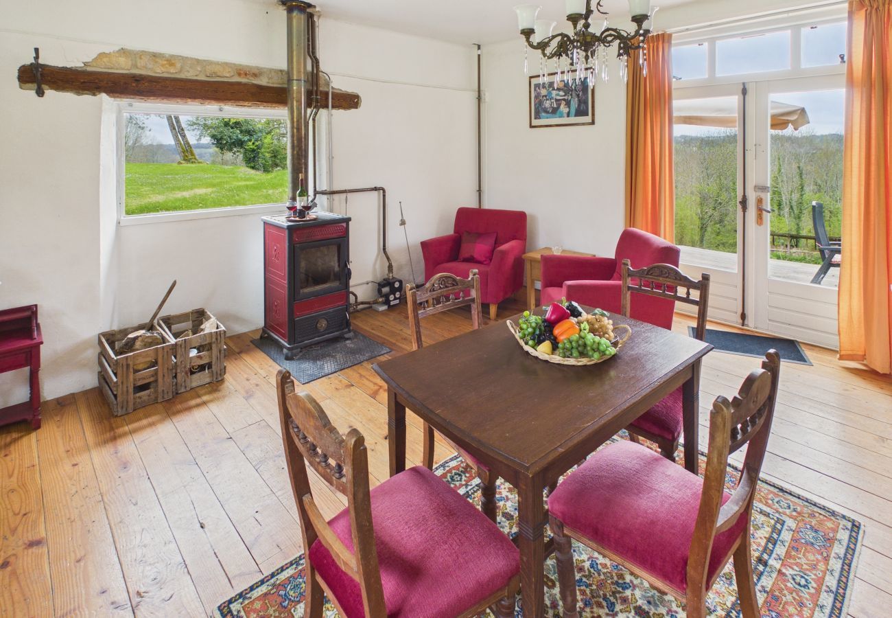 Casa rural en Fanlac - La Sonnerie, alojamiento en el corazón de la naturaleza