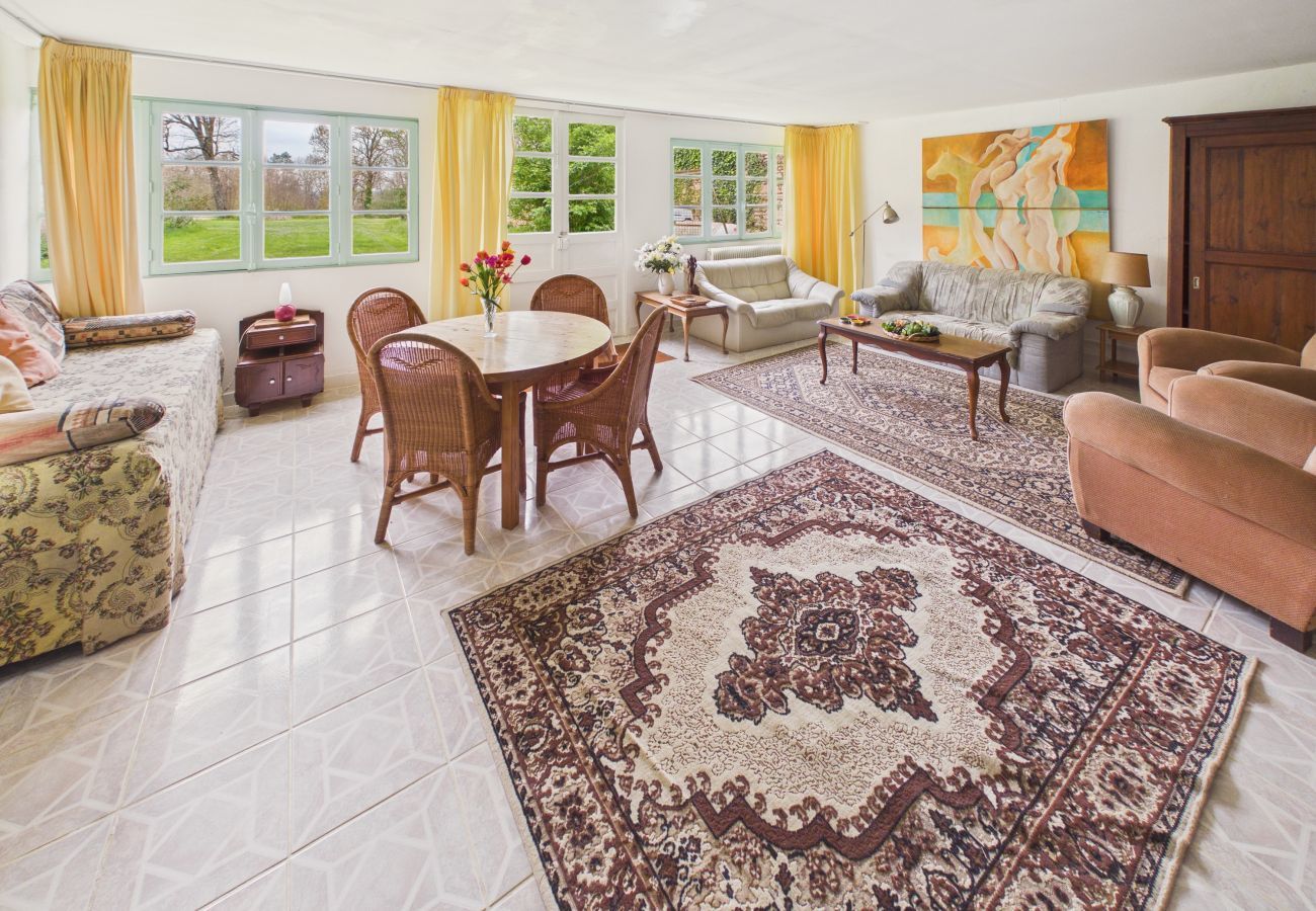 Casa rural en Fanlac - Casa con gran terraza y jardín para 9