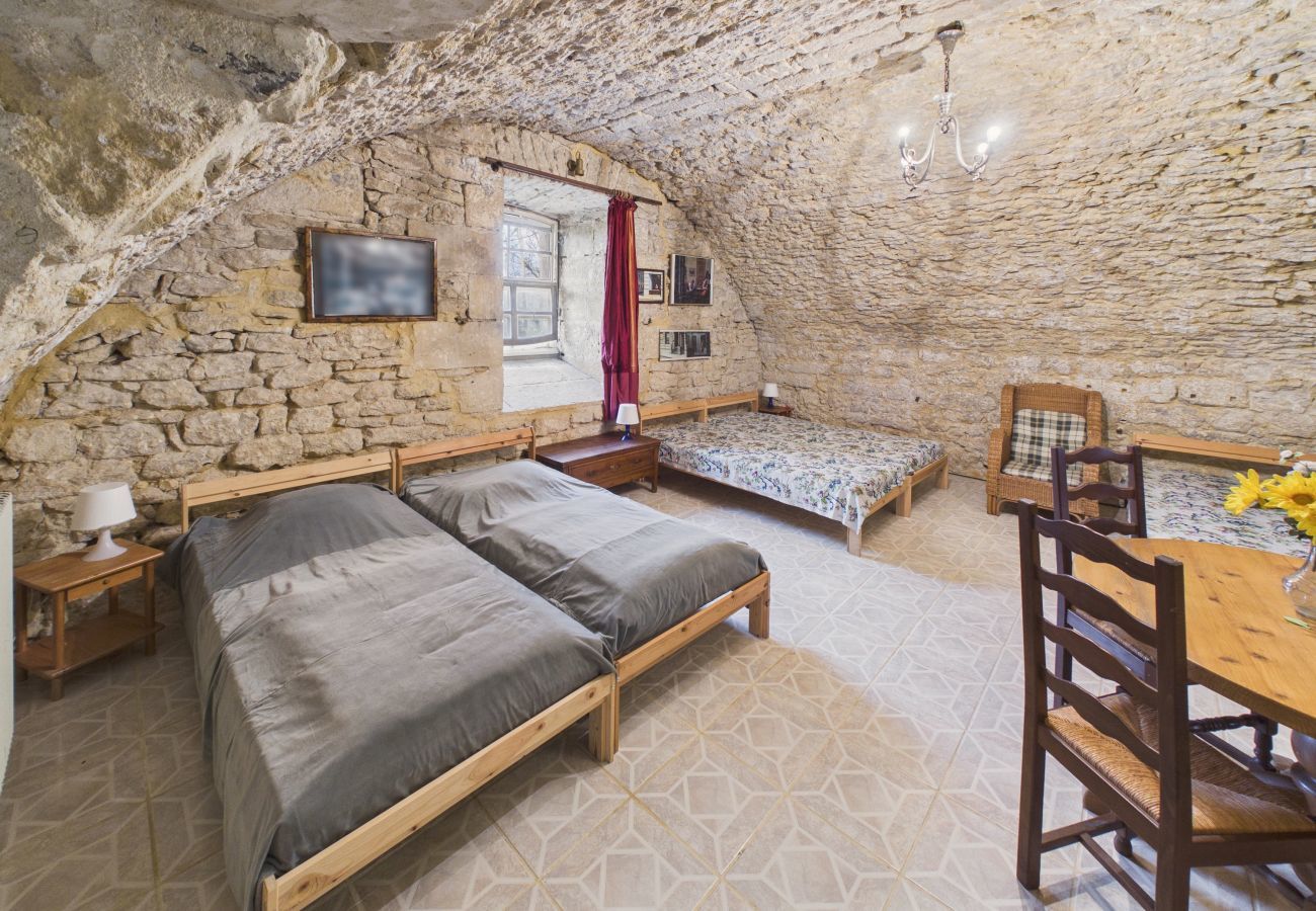 Casa rural en Fanlac - Casa con gran terraza y jardín para 9