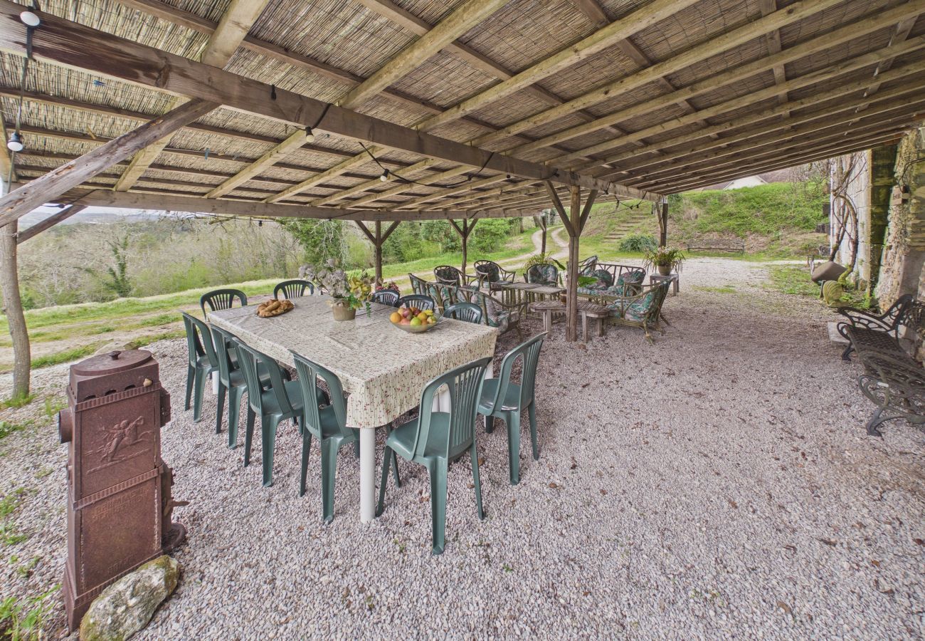 Casa rural en Fanlac - Casa con gran terraza y jardín para 9