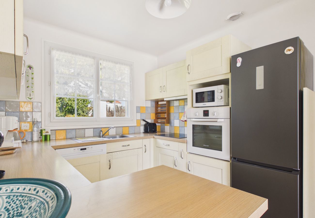 Casa en Barbâtre - Vacaciones para 8 con piscina, mar a 300 m