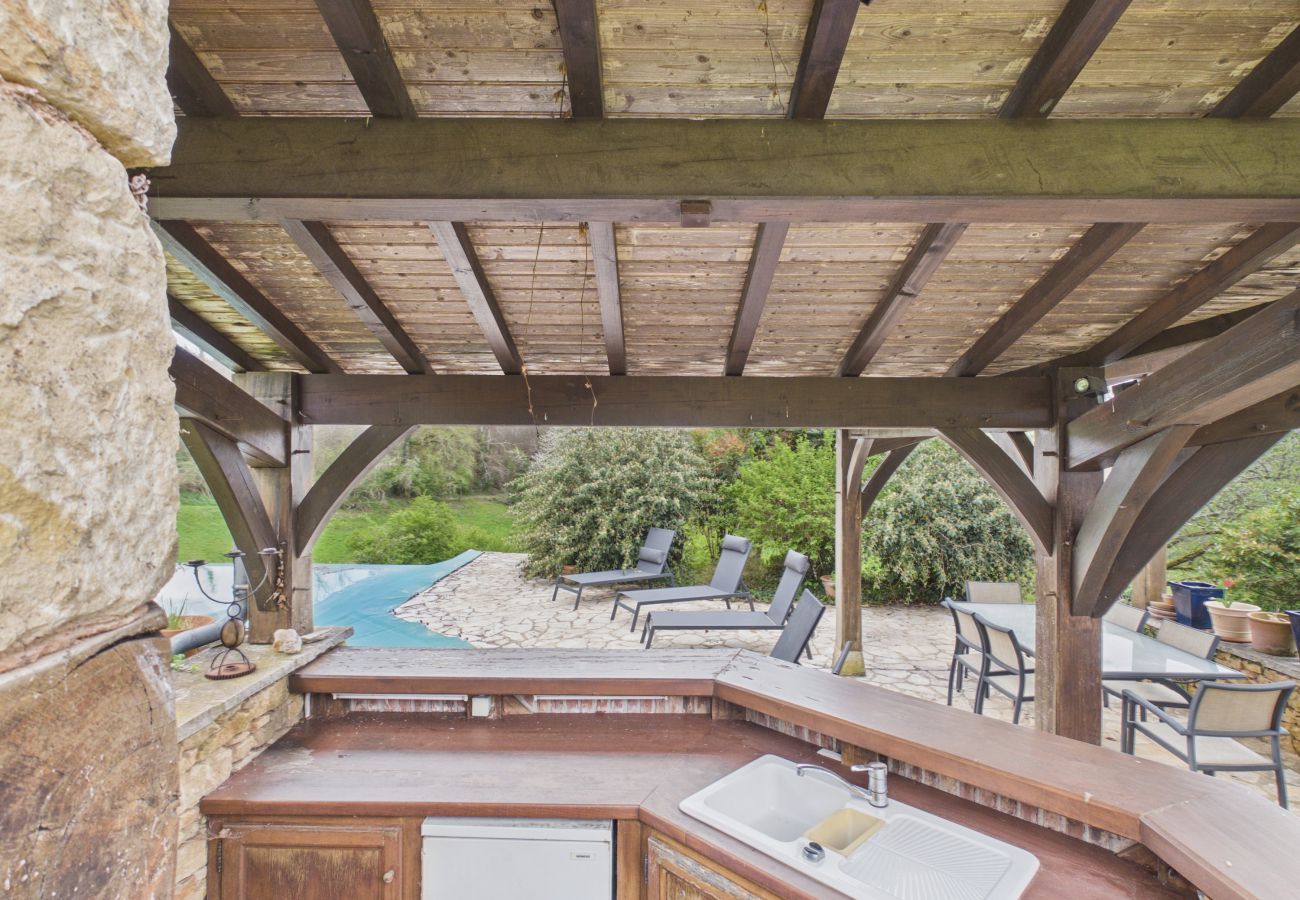 Casa en Urval - Encantadora casa con piscina para 8 personas