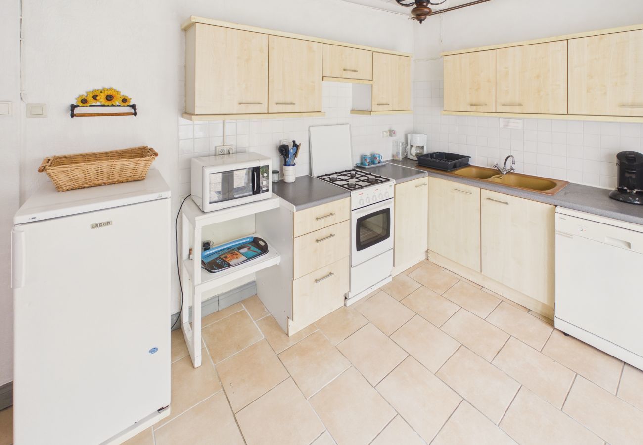 Casa en Montignac - Casa con piscina 50 m de Lascaux IV 2 pers