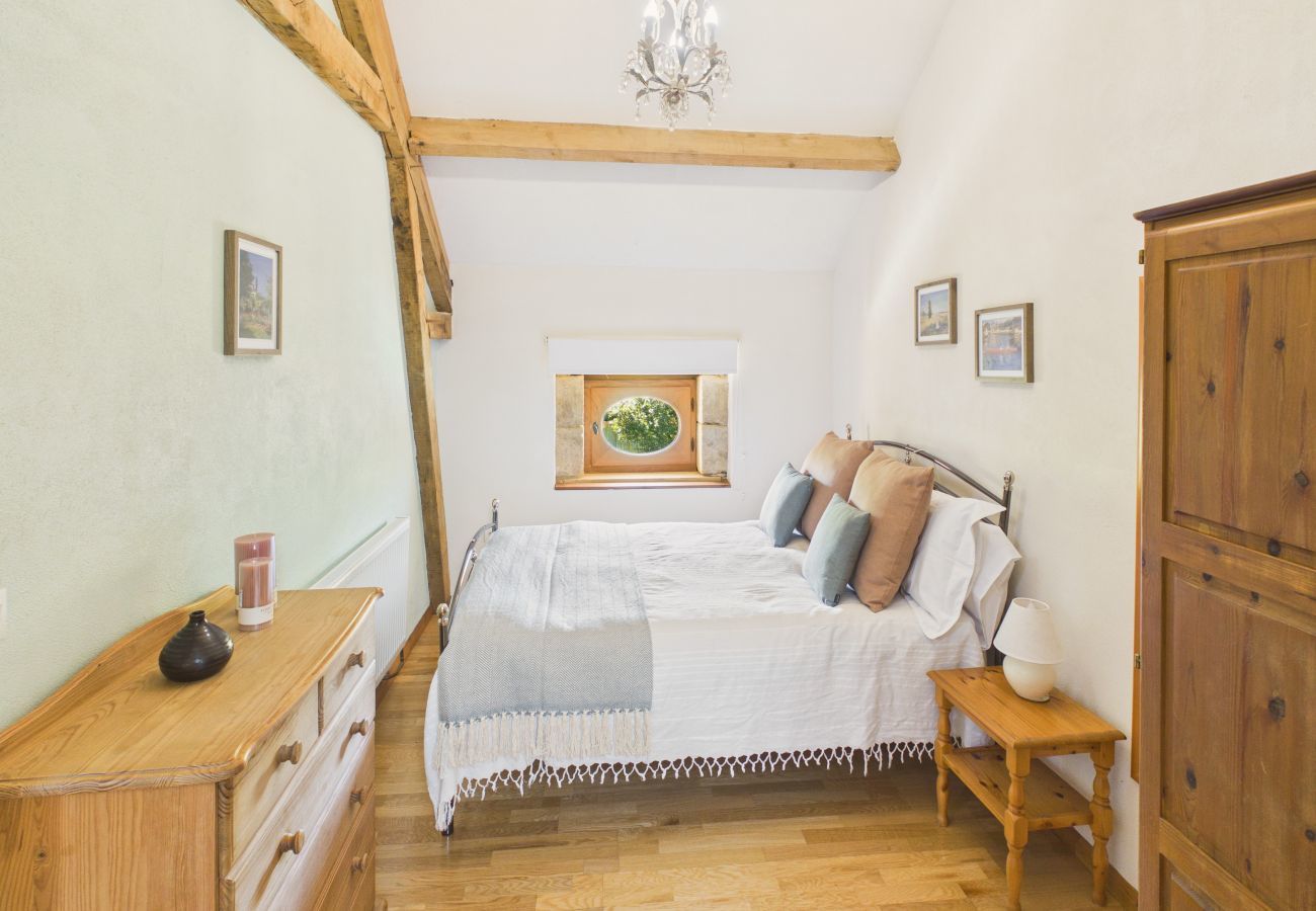 Casa en La Chapelle-Aubareil - Casa con piscina cerca de Lascaux para 6 personas