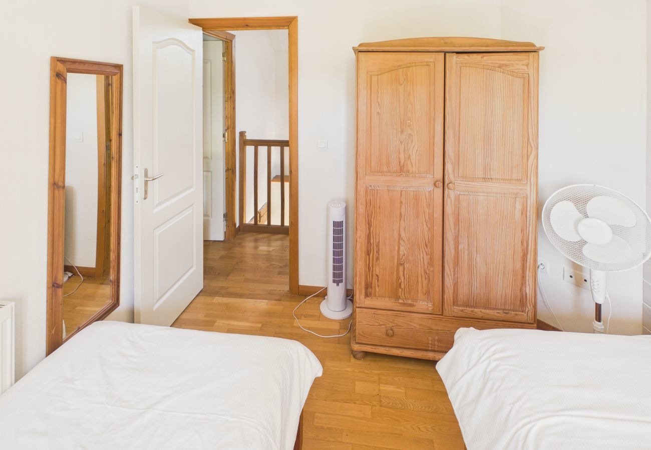 Casa en La Chapelle-Aubareil - Casa con piscina cerca de Lascaux para 6 personas