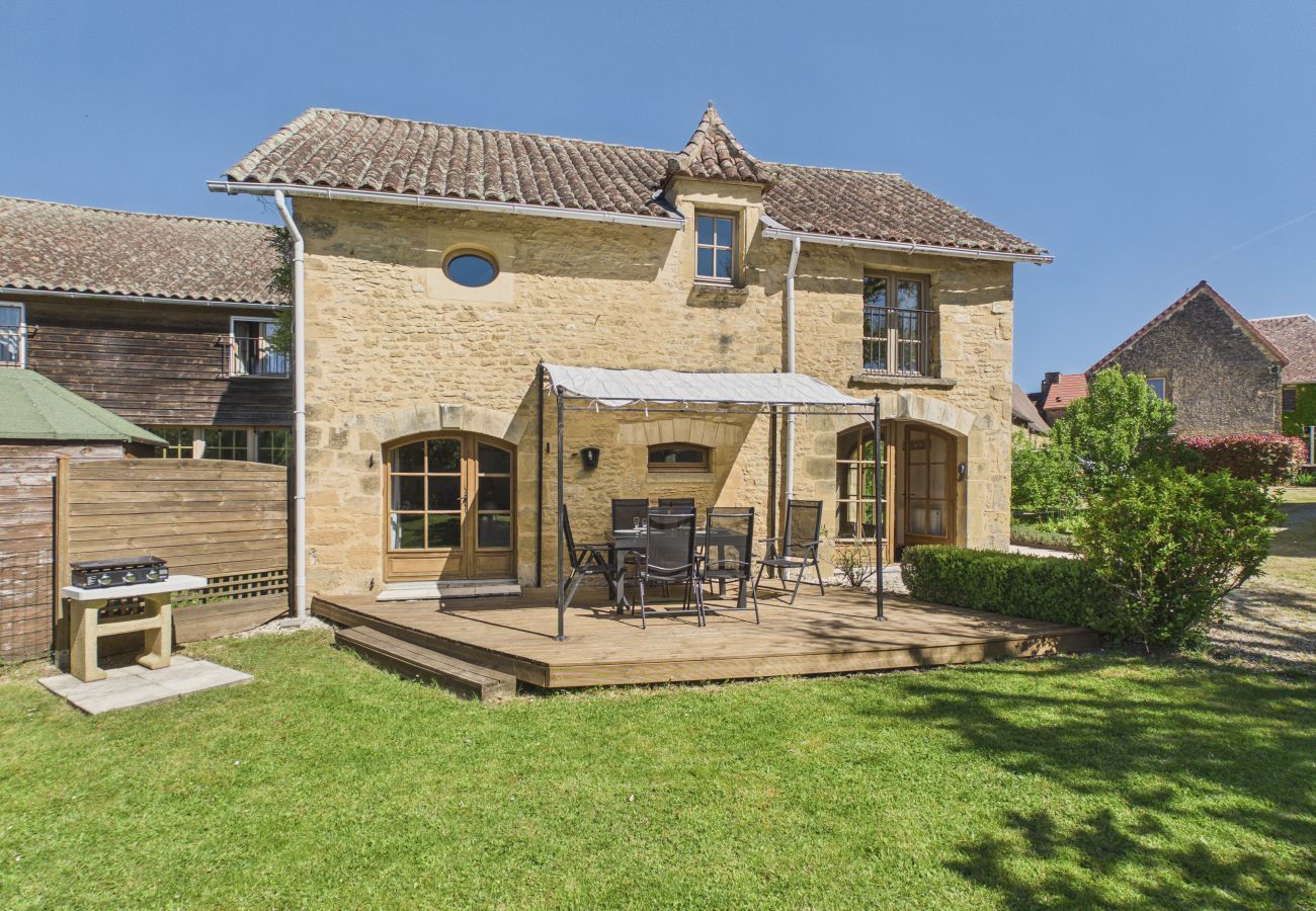 Casa en La Chapelle-Aubareil - Casa con piscina cerca de Lascaux para 6 personas