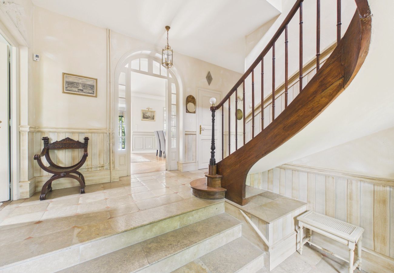 Casa en Montignac - Casa para 13 con piscina en Montignac
