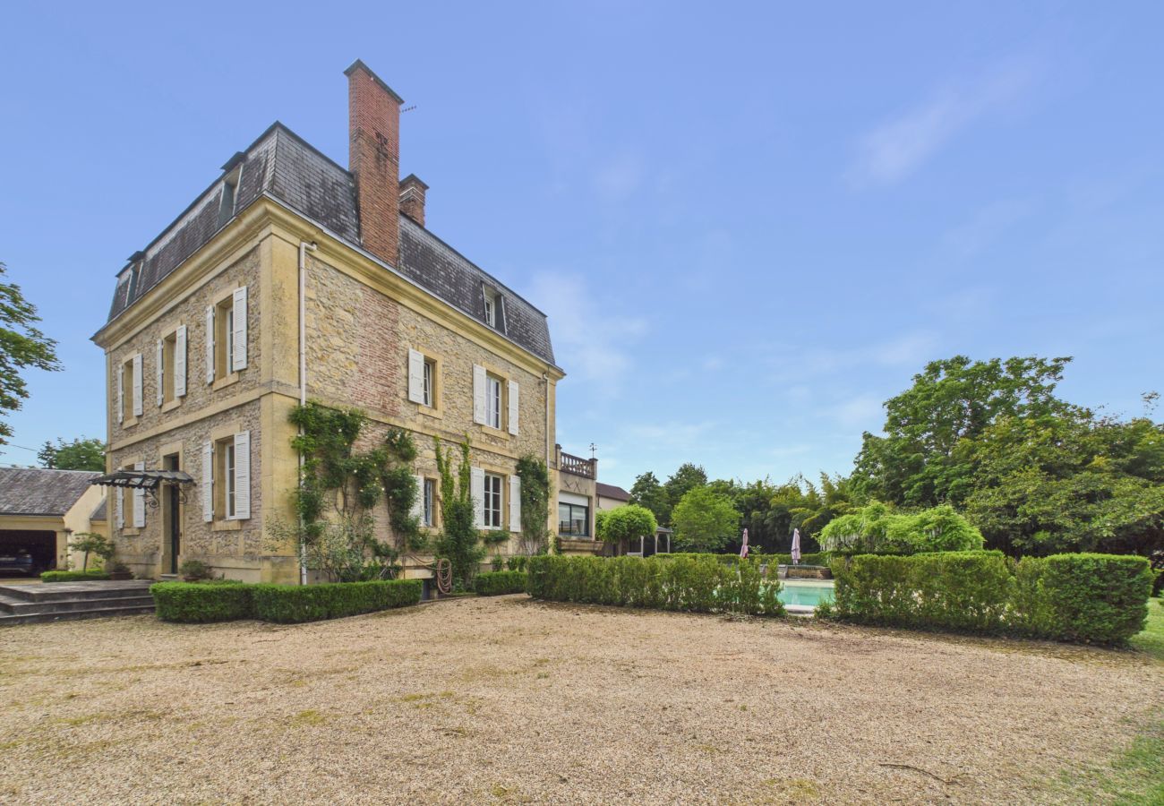 Casa en Montignac - Casa para 13 con piscina en Montignac
