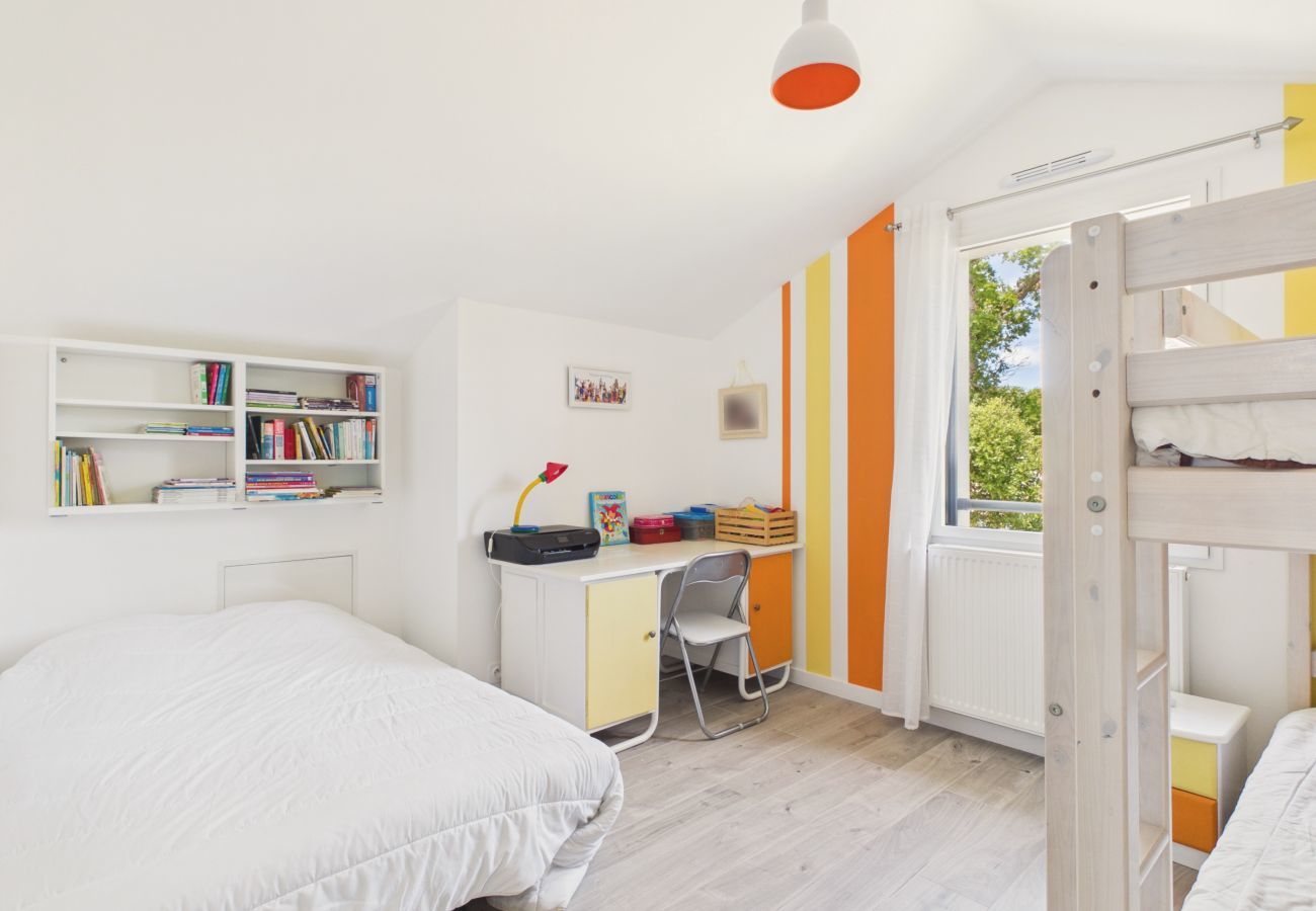 Casa en Saint-Michel-Chef-Chef - Casa con jardín, 7 adultos y 1 niño