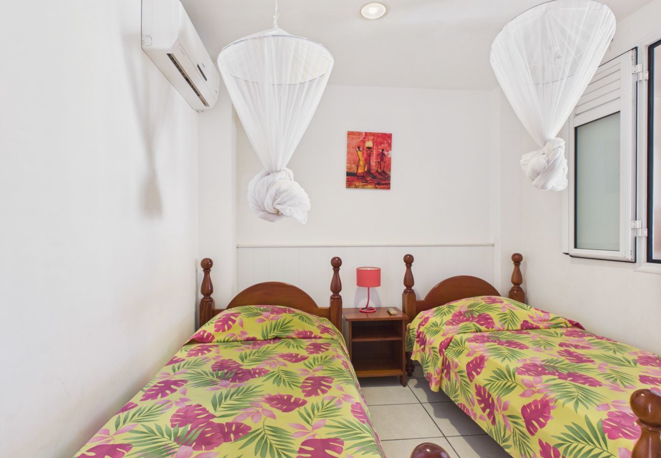 Casa en Les Anses-d´Arlet - A 100 m del mar – Casa para 3 con barbacoa