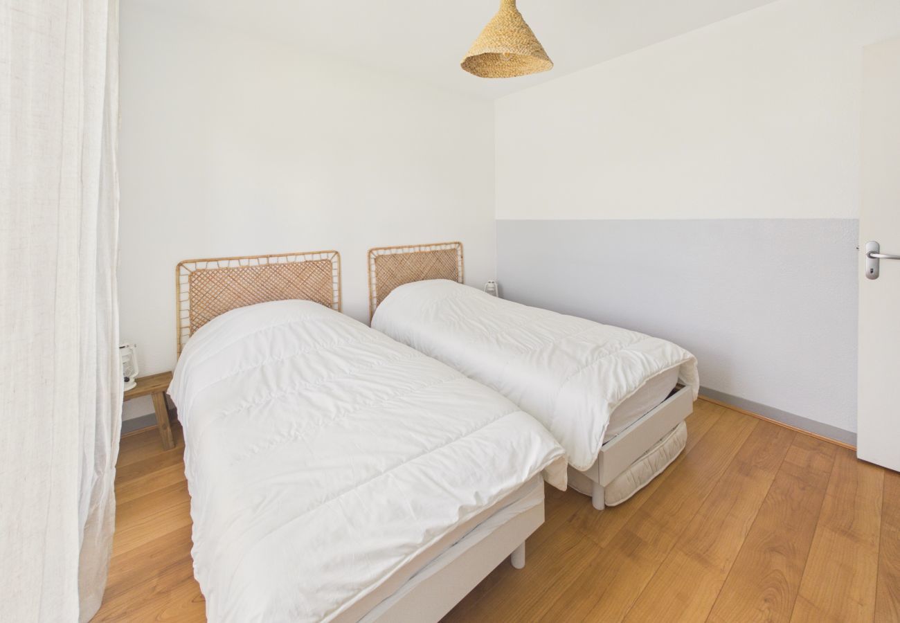 Apartamento en Fouesnant - A 400 m de la playa – Apartamento para 4 plancha