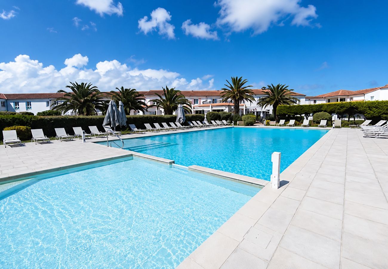 Casa en Ars-en-Ré - Alojamiento para 4, piscina, jardín y plancha