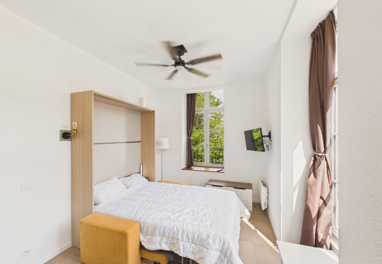 Apartamento en Baden - Apartamento en castillo con piscina – 4 personas