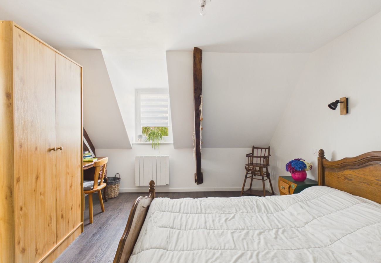 Casa en Hénansal - Casa con encanto 6 pers, gran jardín y BBQ
