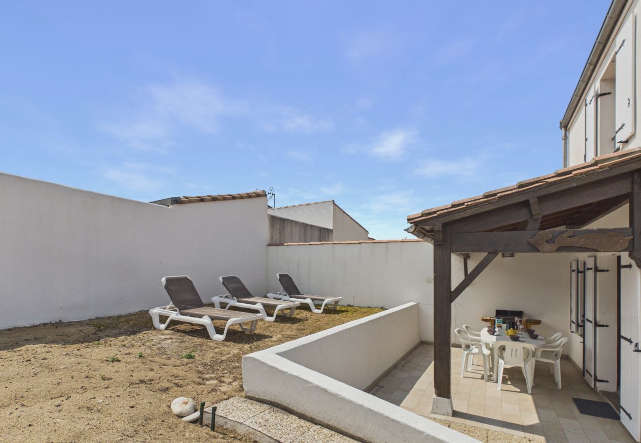 Casa en Rivedoux-Plage - Playa a 50 m, estancia 5 pers con jardín y bbq
