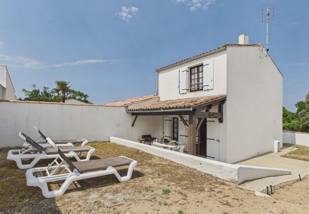 Casa en Rivedoux-Plage - Playa a 50 m, estancia 5 pers con jardín y bbq