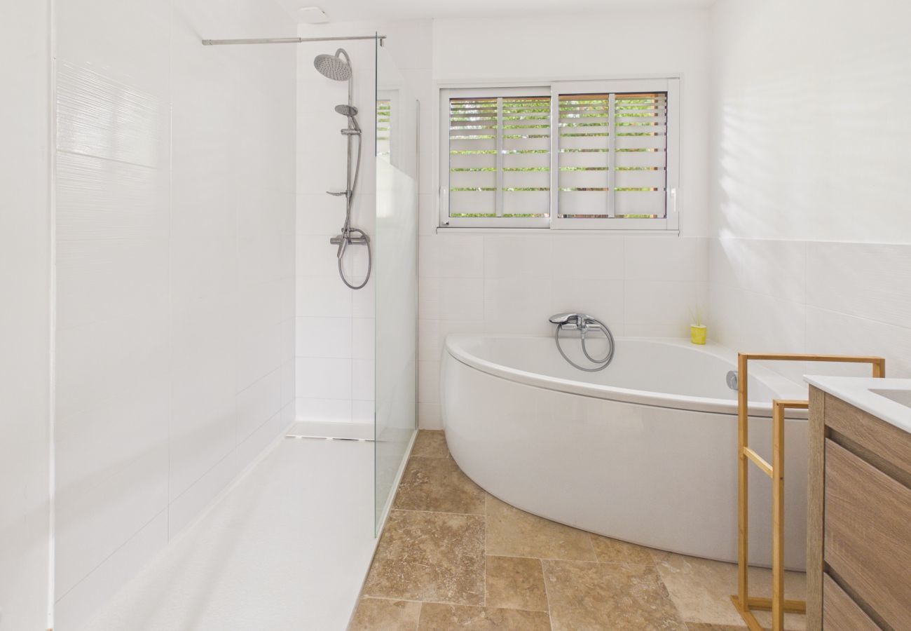 Casa en Lanton - Piscina, jardín y juegos infantiles – Casa para 6