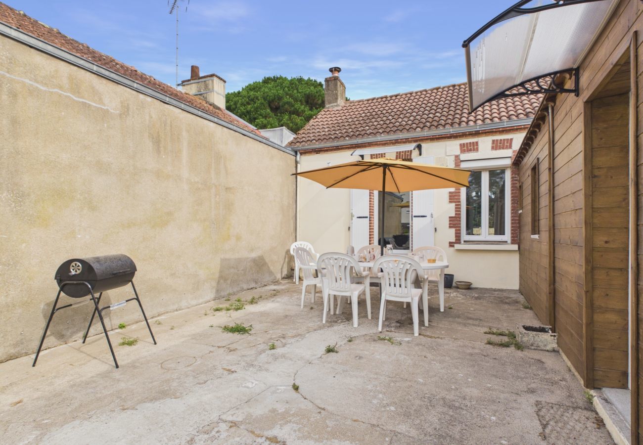 Casa adosada en Saint-Brevin-les-Pins - Casa y jardín – Centro y playa – 5 personas
