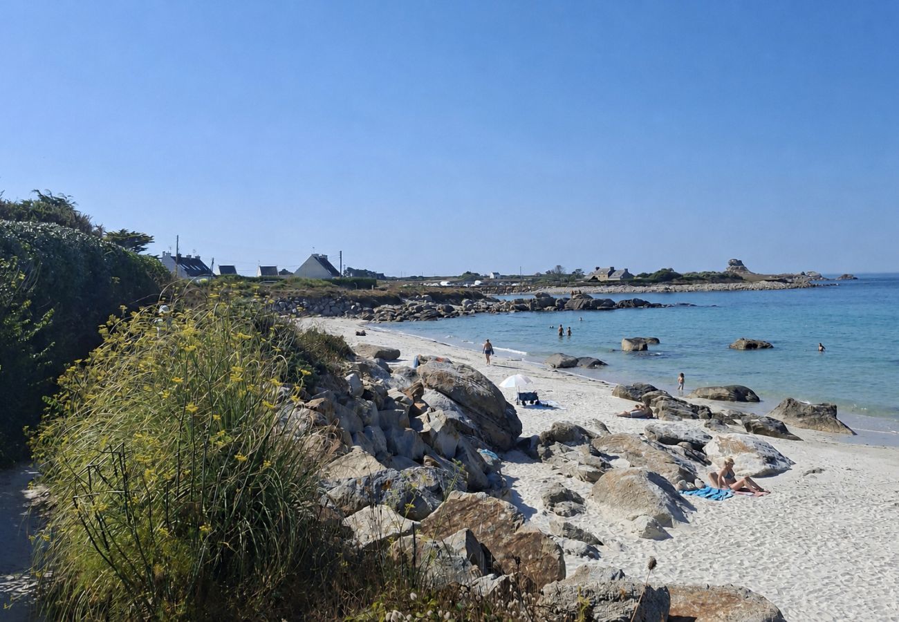 Casa en Plouguerneau - Casa para 4, Jacuzzi y jardín, playa a 200 m