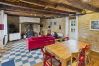 Maison à Coly - Coeur de village, maison pour 8 avec piscine