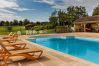 Chalet à Salignac-Eyvigues - Gîte La Brousse n° 1 - piscine - pour 5 avec jardin 