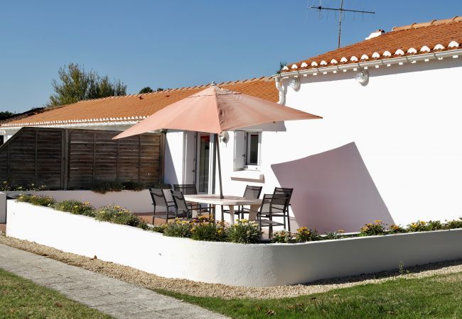 Maison mitoyenne à Commequiers - Maison pour 4 à la campagne  Maison mitoyenne à Commequiers - Maison pour 4 à la campagne