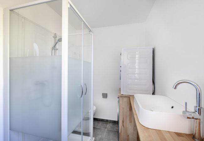 Maison à Baden - À 100m de la plage, Maison pour 7, vue mer Maison à Baden - À 100m de la plage, Maison pour 7, vue mer