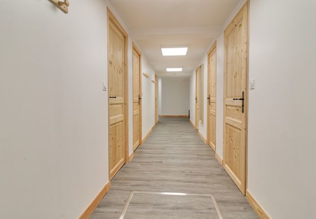 Appartement à Genos - À 80m des pistes, bel appartement pour 15 Appartement à Genos - À 80m des pistes, bel appartement pour 15