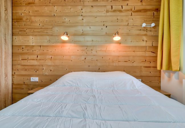 Appartement à Genos - À 80m des pistes, bel appartement pour 15 Appartement à Genos - À 80m des pistes, bel appartement pour 15
